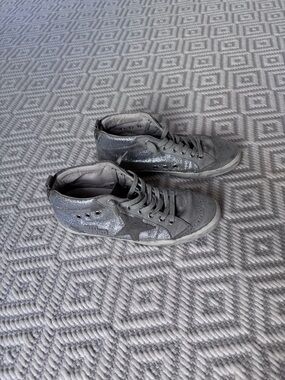 Golden Goose Mid/Star Metallic Silver Low-Top Sneakers